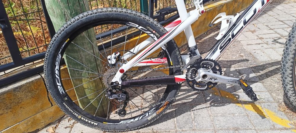 Bicicleta de BTT Scott
