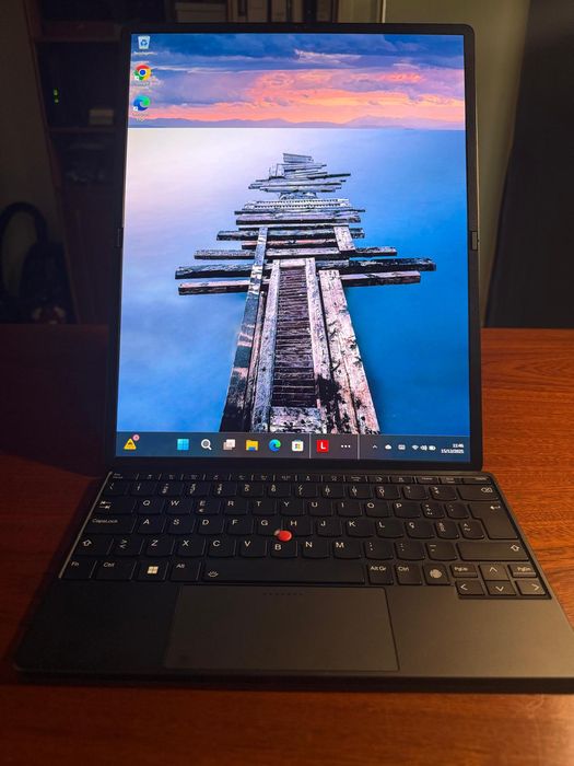Lenovo ThinkPad X1 Fold (2024) – Como novo
