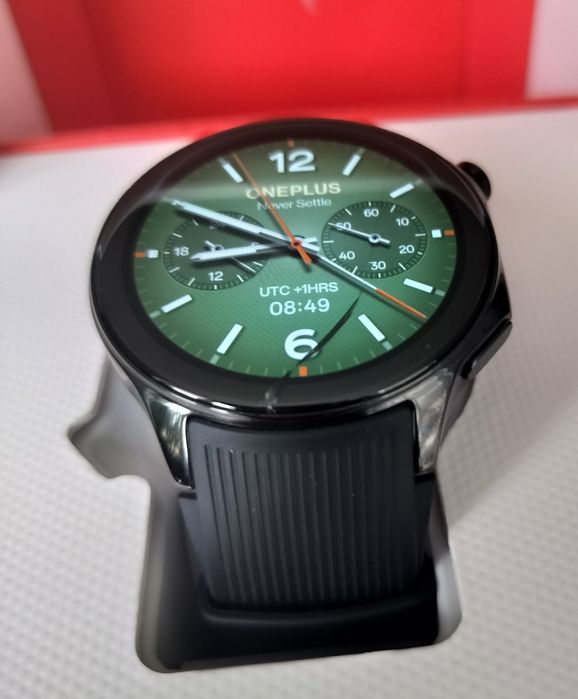 Zegarek OnePlus Watch 2 pęknięta szybka