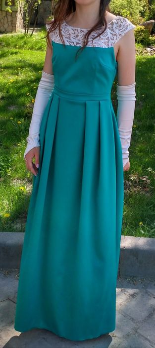 Продам красиву сукню