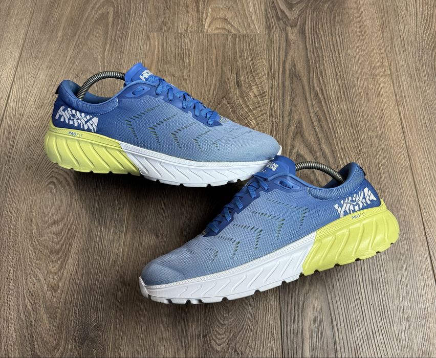 Легкі Бігові Кросівки Hoka Mach 2 42 (27 см)