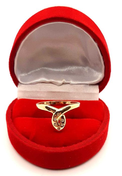 Złoty pierścionek z Cyrkoniami PR.585 W:1,83gr R.14 InterSKLEP