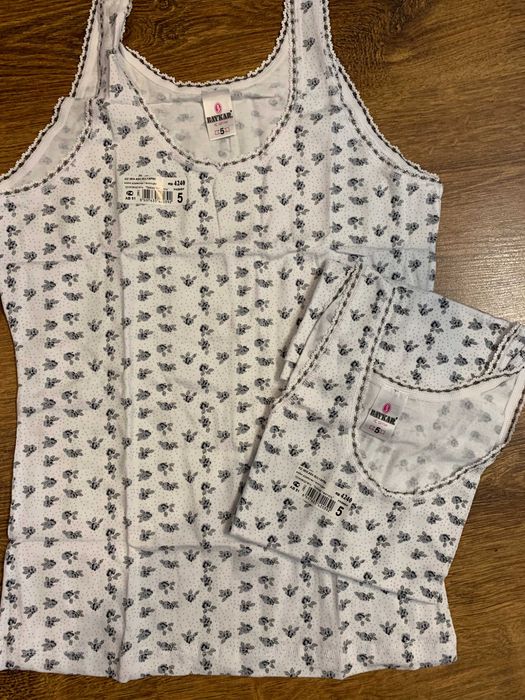 Новая бельевая футболка, майка на 9-10 лет