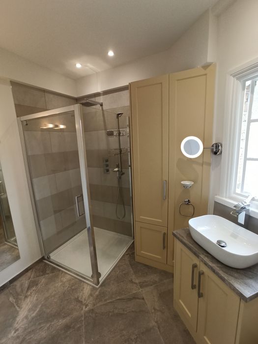 Usługi remontowo-budowlane