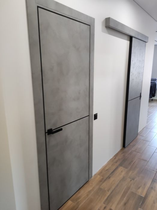 Монтаж дверей ,плинтуса. Київ , Область. Установка дверей .