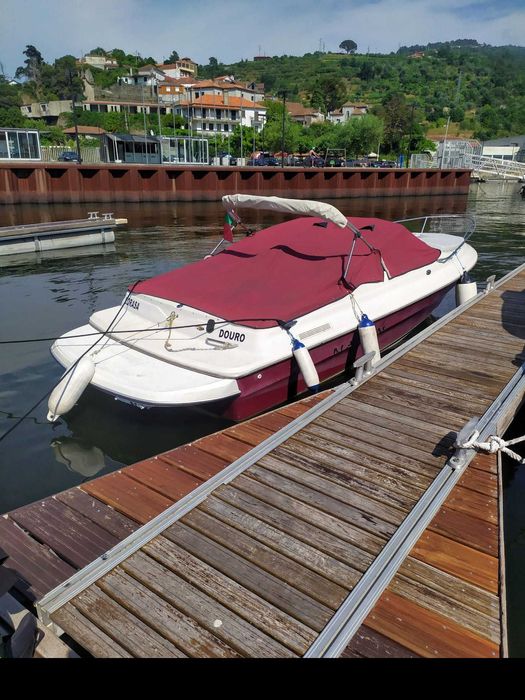 Maxum 2000 SCL Cabinado | Pronto a Navegar | Documentação em Dia