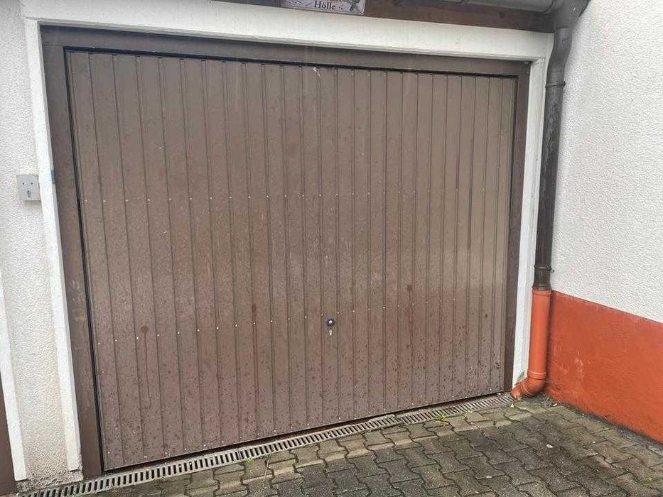 Brama garażowa uchylna 256x212