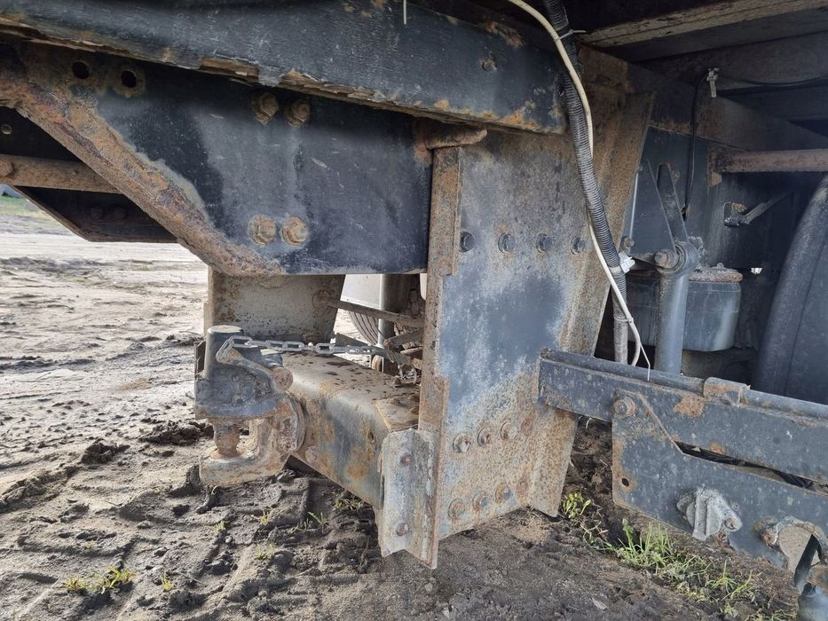 BELKA ZACZEP DOLNY PRZYCZEPY DAF XF 105 85 CF