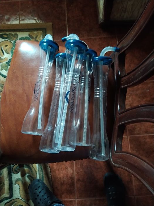 Garrafas.          .