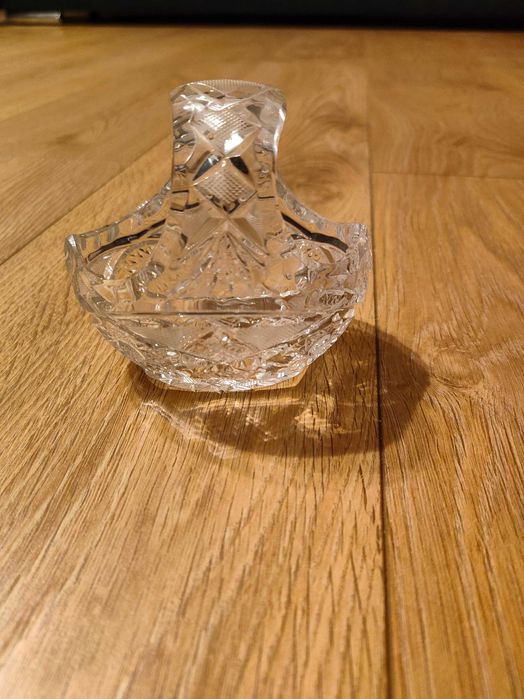 Niedużu kryształowy koszyk PRL