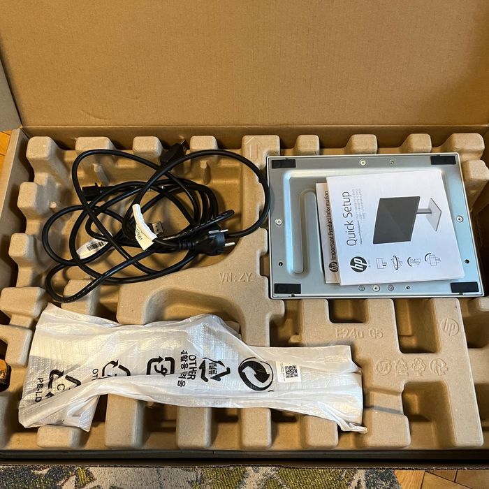 Монітор HP діагональ 23,8