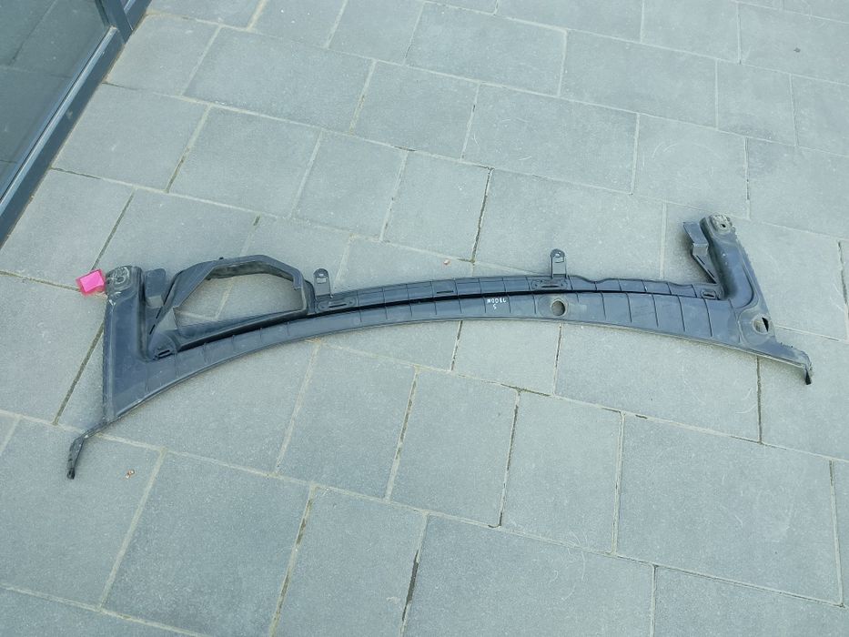 Жабо Пластік під лобове скло Tesla S 2012-2016 1008976-00-c