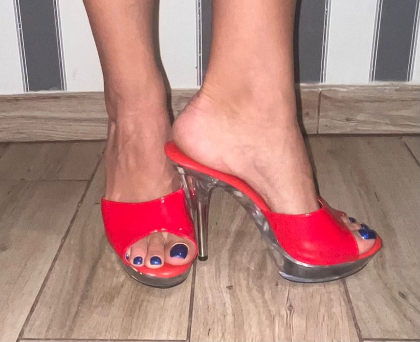 226/ OD RĘKI 41 Klapki sexy czerwone pvc szpilki 35-43 EU obcasy 13 cm