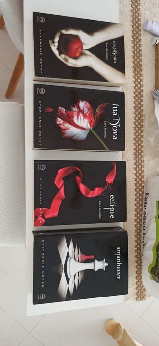 Vários Livros para venda