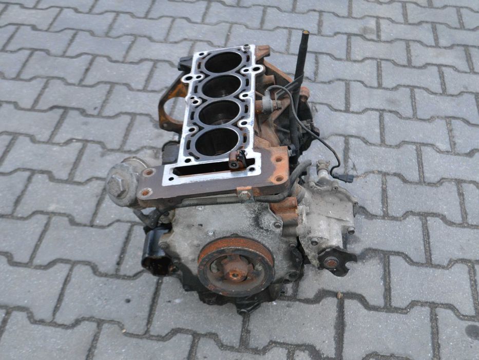 Blok wał korbowy Silnik Bez Głowicy MINI 1.6 16V