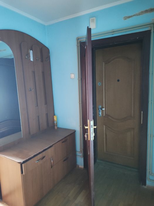 Продаж 3-кімнатної квартири з ремонтом  в  Маневичах