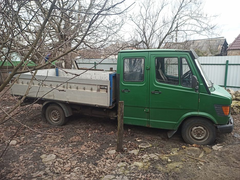 Мерседес 308 дубль кабіна