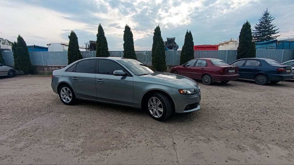 ПРОДАМ Audi A4B8   2.0TFSI