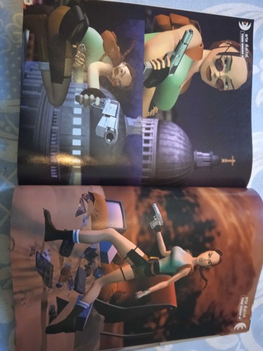 Vendo revista/guia do jogo Tomb Raider 3