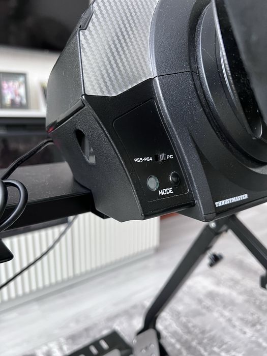 Комплект: ігрове кермо Thrustmaster t300 Ferrari і педалі Thrustmaster
