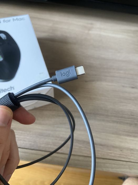 Logitech MX Master 3 for Mac com caixa e cabo original