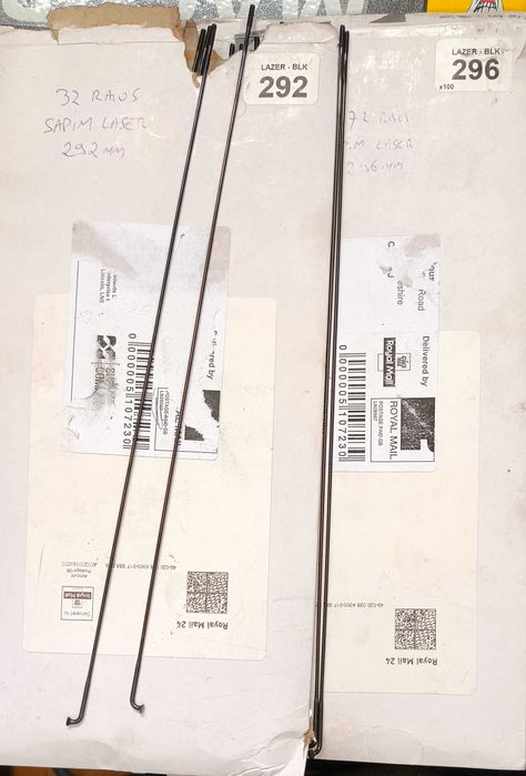 Raios Sapim Laser 2,0/1,5/2,0 preto 292 e 296mm