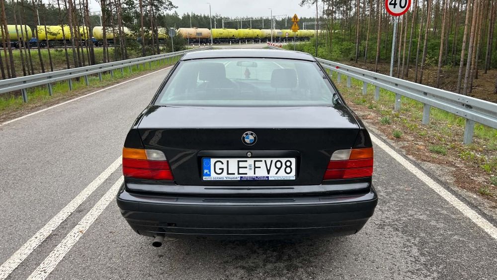 BMW E36 automat 1.8 B+G