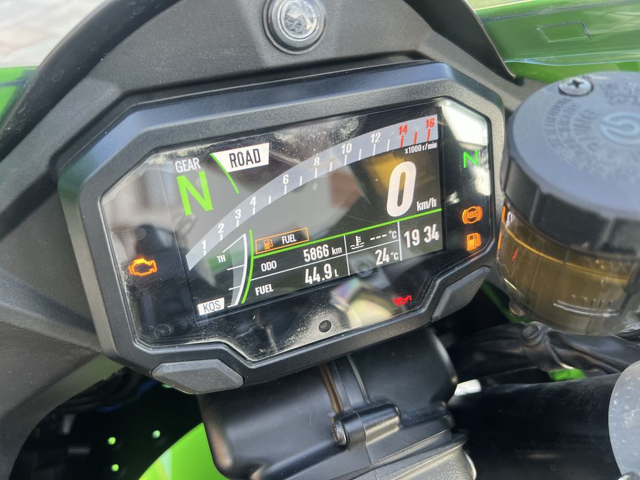 Kawasaki ZX10R Stan Salonowy ! Oraz Gsxr 1000-r
