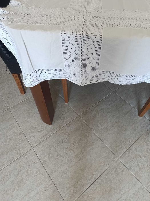 3 Toalhas em Linho e Renda, novas, a estrear.