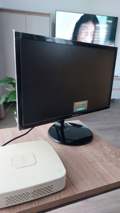Монітор 22 Samsung s22f350FHI