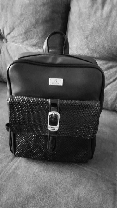 Рюкзак  чорний  еко кожа