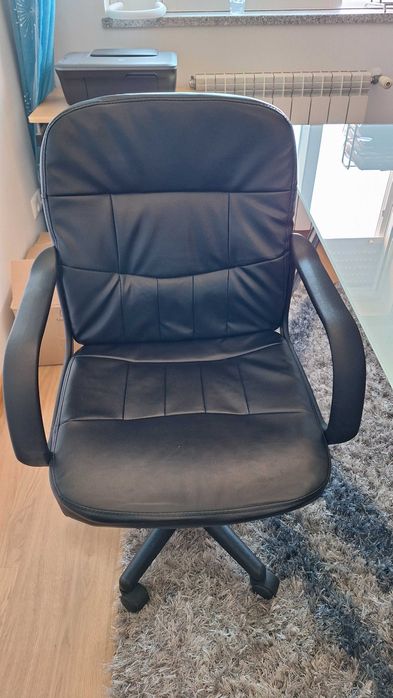 Cadeira giratória de escritório