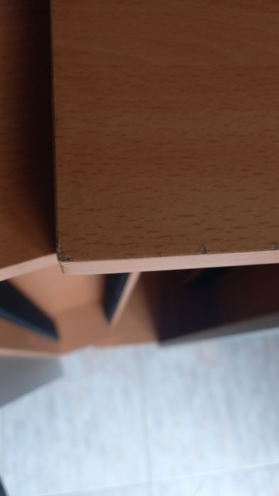 Estante para cds e dvds