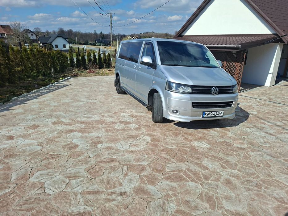 Volkswagen Transporter Sprzedam Vw T5 FL 2012r. 170KM