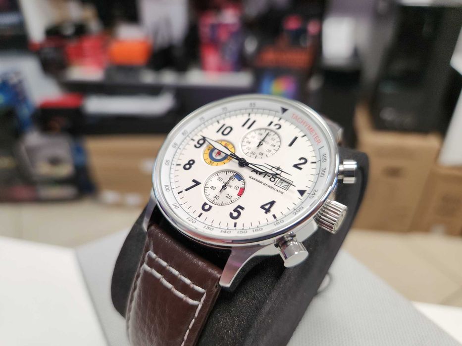 Zegarek AVI-8 Hawker Hurricane Classic Chronograph