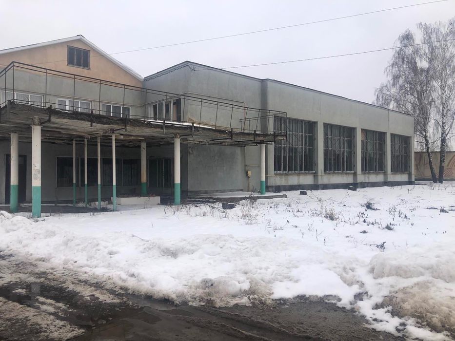 Будівля комерційного призначення