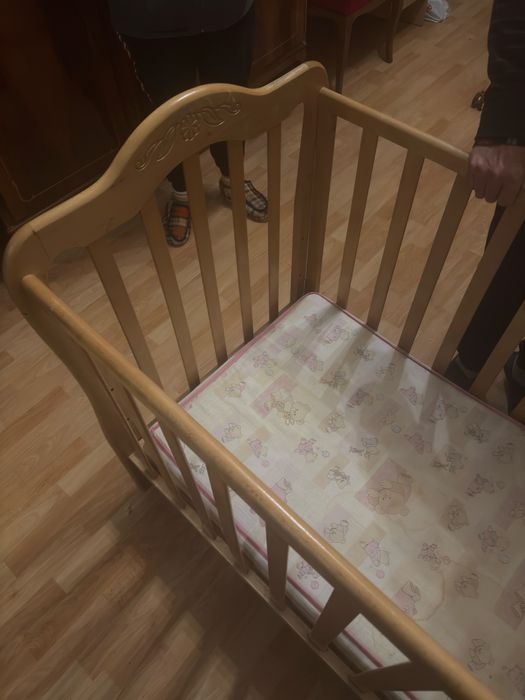 Детская кровать дерево + матрац