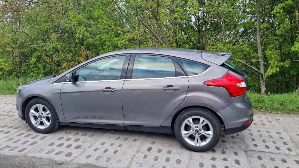 Ford focus 2011r