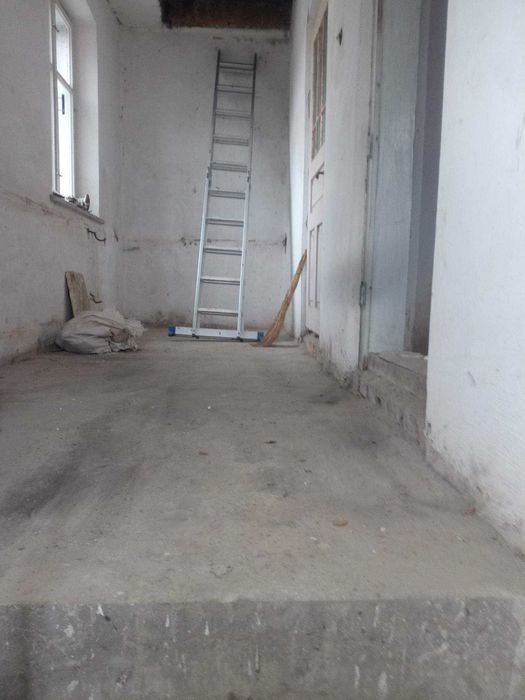 Продаж житлового будинку з господарськими приміщеннями .с Ланівці