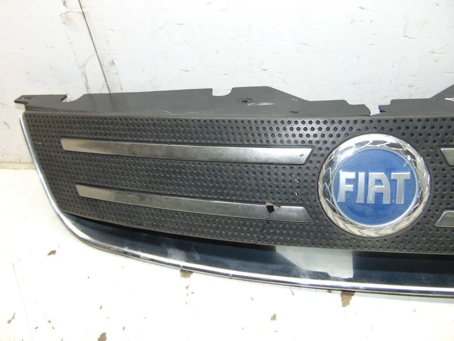 Fiat Multipla grelha