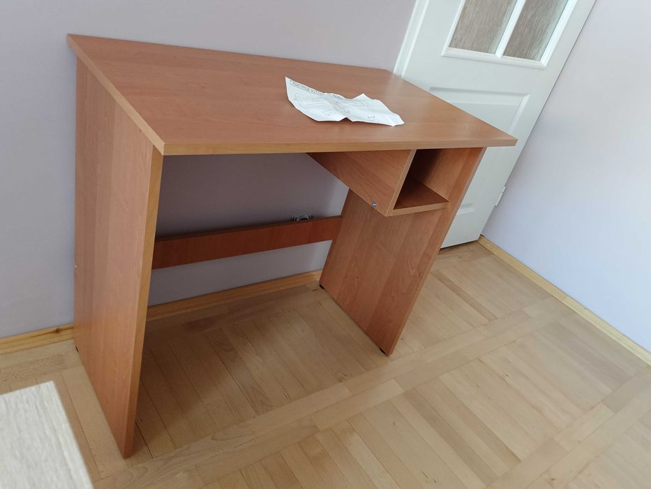 Biurko "Maciek" Olcha, dwie sztuki