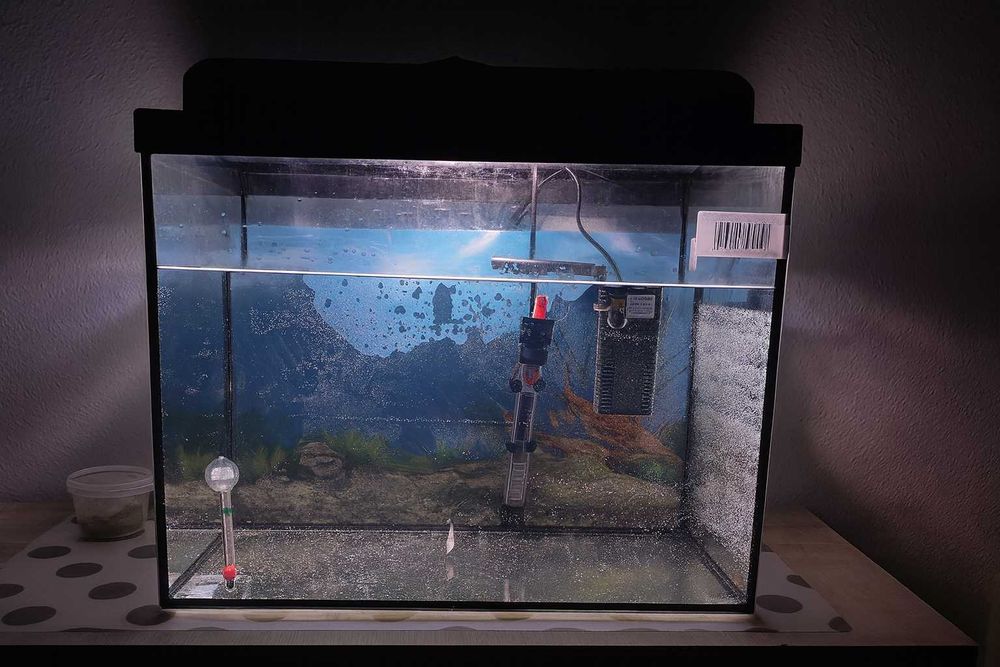 NOWE Akwarium 35l Zestaw 2w1 + Pokrywa Z Oświetleniem 40x25x35