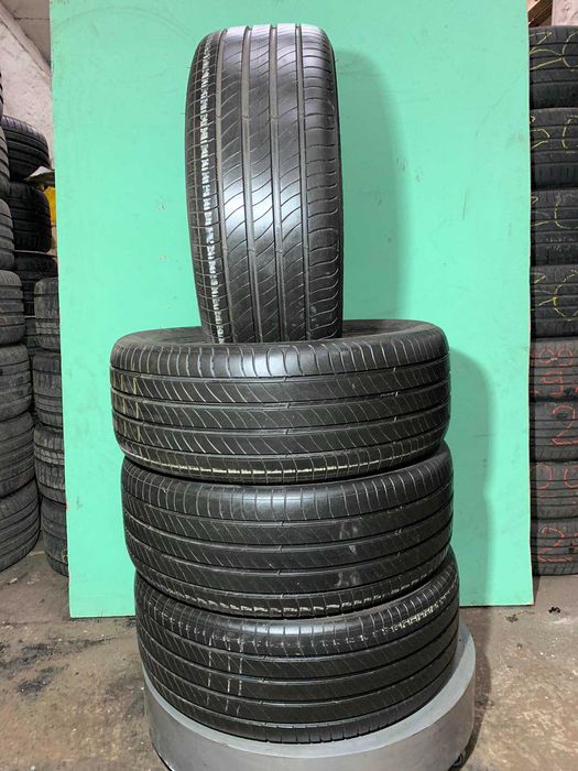 235/50/19 Michelin Primacy 4 S1