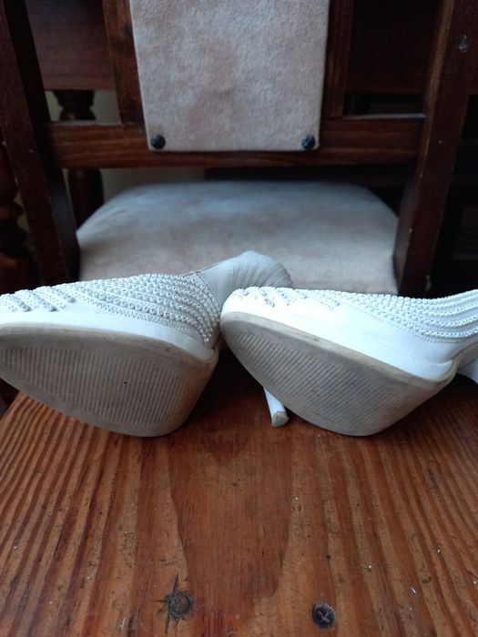 Туфлі весільні  білі