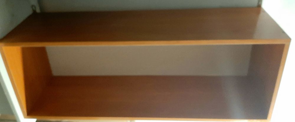 Продам недорого полку