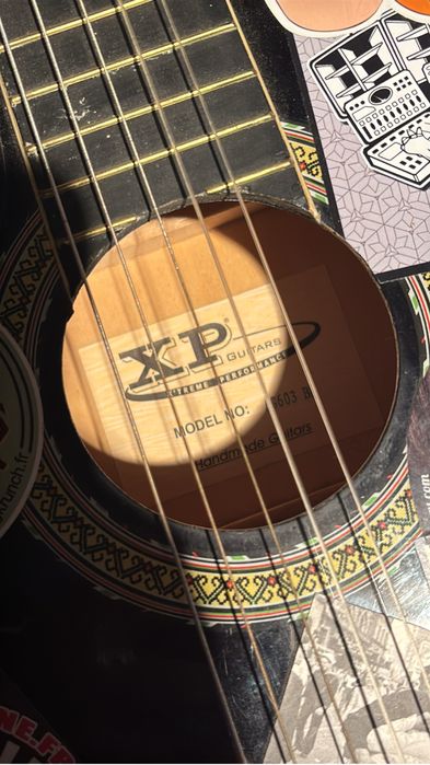 Guitarra Acústica XP (Xtreme Performance) | Estilo Único de Skate