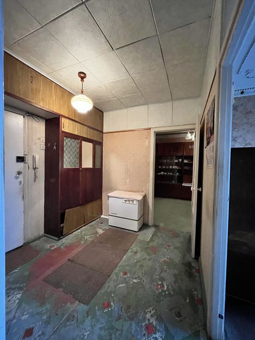 Продам двухкомнатную квартиру ул.Бучмы