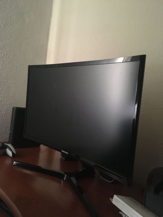 Monitor curvo Samsung