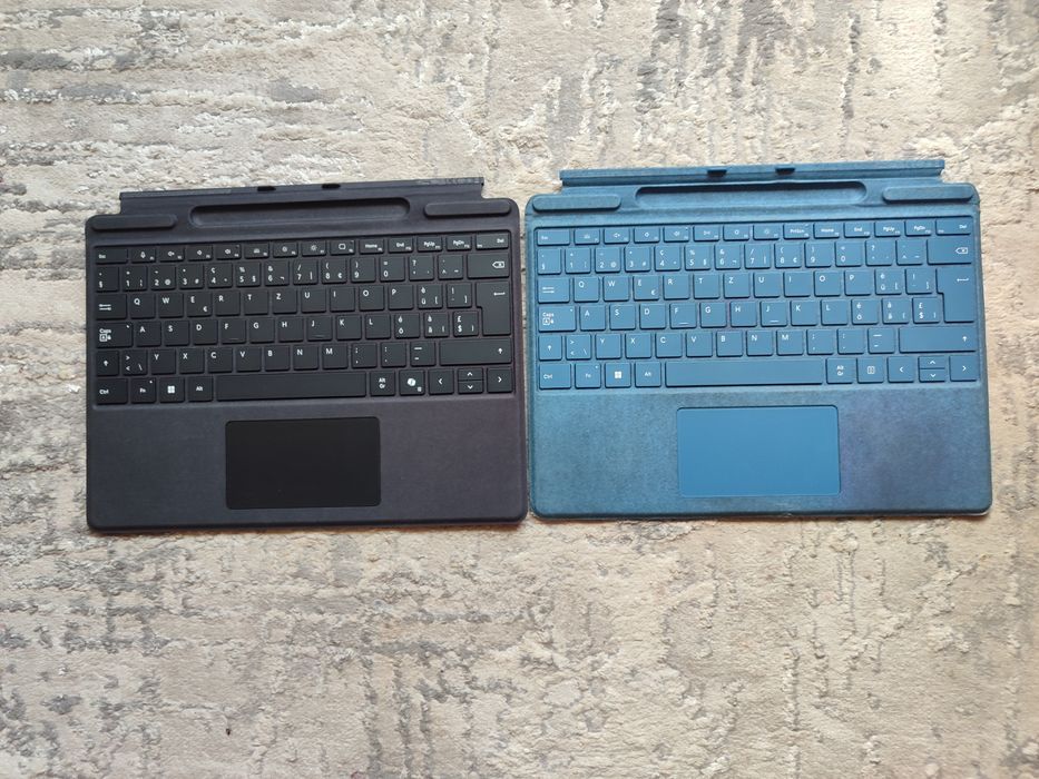 клавіатури Microsoft Surface Pro Signature