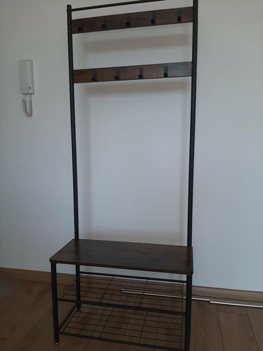 Sprzedam wieszak z połkami na buty